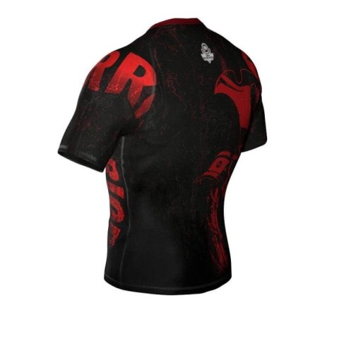 Koszulka kompresyjna "Warrior" typu Rashguard powstała z materiału DBX MORE DRY M