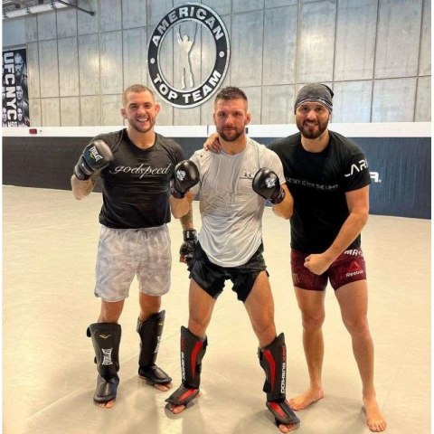 Ochraniacze na piszczele M - Phantom Red