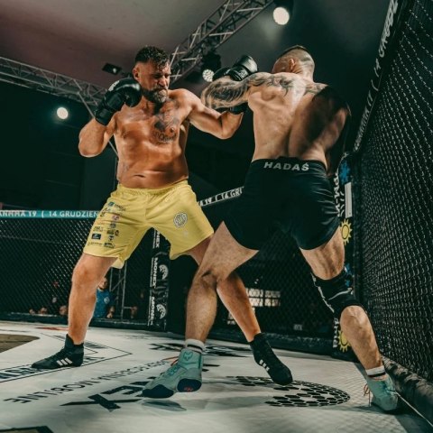 Rękawice bokserskie 14 oz - Classic Black - seria Origin