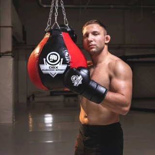 15 kg - Grusza bokserska SK15 - Czarno - Czerwona
