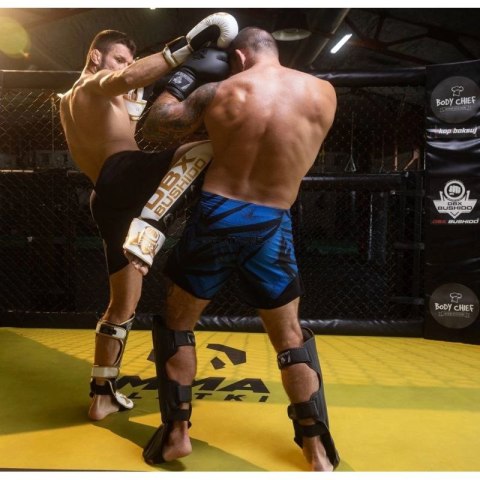 Ochraniacze na piszczele M - Undefeated