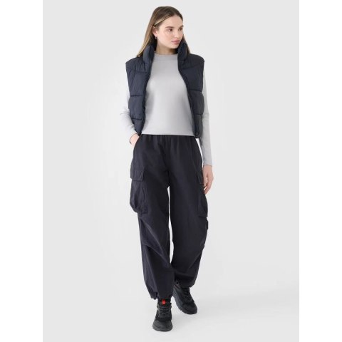 Bezrękawnik puchowy cropped z wypełnieniem syntetycznym damski 4F 4FWSS25TVJAF182-20S