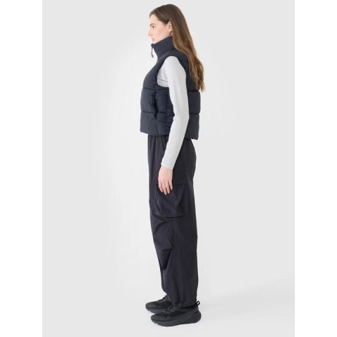 Bezrękawnik puchowy cropped z wypełnieniem syntetycznym damski 4F 4FWSS25TVJAF182-20S