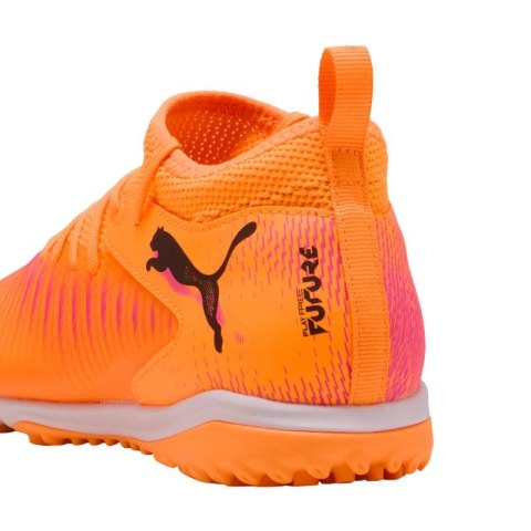 Buty piłkarskie dla dzieci Puma Future 8 Match TT + Mid 108616 03