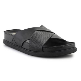 Clarks Torford Cross 26181382 Black Leather