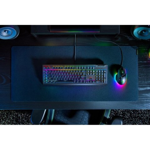 Razer BlackWidow V4 X. Tastatur Formfaktor: Volle Größe (100%), Geräteschnittstelle: USB, Tastatur-Switch: Mechanischer Switch. 