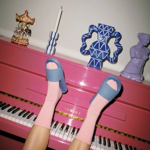 Kubota klapki basenowe basic plain cloud niebieskie K25SS-101-002-14-1