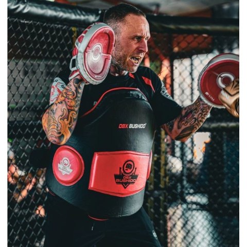 Zestaw ochraniacz tułowia + uda DBX Guardian Pro