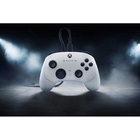 Kontroler do gier na konsolę Xbox Series X/S i komputer PC