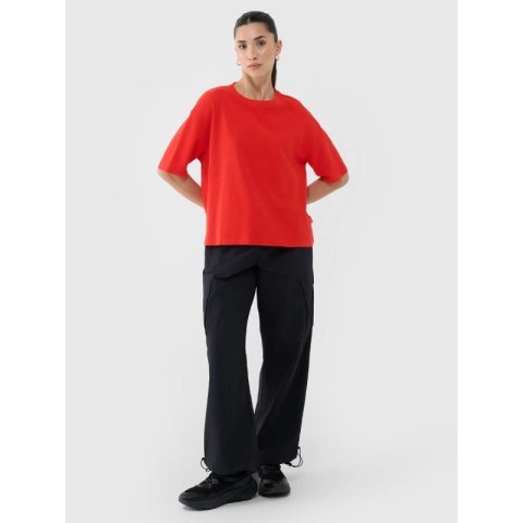 T-shirt regular z waflowej dzianiny damski 4F 4FRSS25TTSHF2651-62S