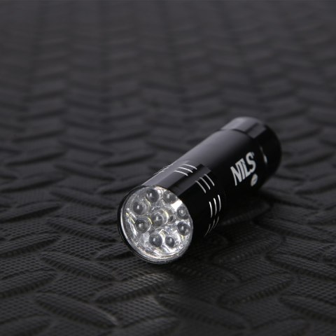 NC0001 LATARKA LED 300 LM NILS CAMP NC0001 LATARKA LED 300 LM NILS CAMP